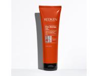 Seria produktw do wosw puszcych si i niesfornych Redken Frizz Dismiss