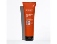 Seria produktw do wosw puszcych si i niesfornych Redken Frizz Dismiss